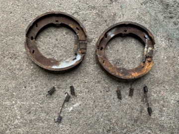 SPRINTER 907 910 SZCZĘKI HAMULCOWE TYŁ TYLNE 20R