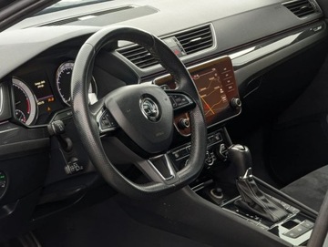 Skoda Superb III Liftback 2.0 TDI 150KM 2018 Skoda Superb Sportline Kamera Radar Panorama Serwis Gwarancja 2.0 Diesel, zdjęcie 19
