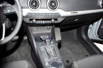 Držák na telefon Kuda Audi Q2 od roku 2016 a Fl od roku 2021