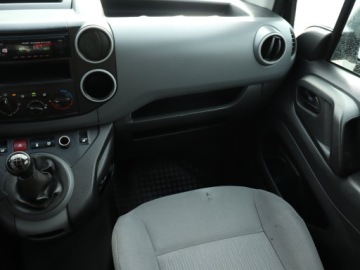 Peugeot Partner II Furgon L1 Facelifting 1.6 HDi 92KM 2014 Peugeot Partner 1.6 HDi, Salon Polska, Klima, zdjęcie 7