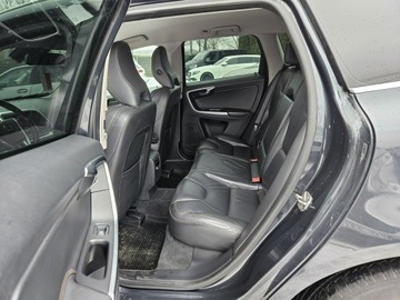 Volvo XC60 I SUV Facelifting 2.0 D4 DRIVE-E 181KM 2013 Volvo XC 60 2,0 diesel D4 181KM skóry, zdjęcie 5