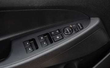 Hyundai Tucson III SUV 1.6 GDI 132KM 2016 Hyundai Tucson 1.6gdi 132KM Mega Kolor Ledy Navi Climatron Full Serwis Gwa, zdjęcie 15