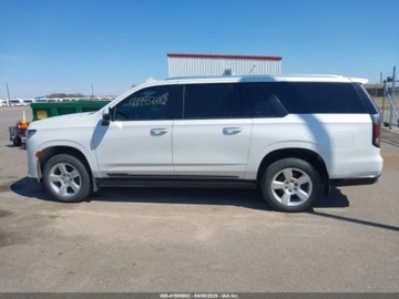 Cadillac Escalade III 2021 Cadillac Escalade ESV Premium Luxury 2021 6.2l 6.2 Benzyna 420KM, zdjęcie 2