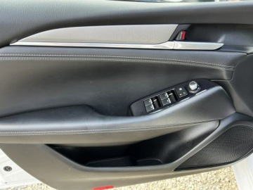 Mazda 6 III Sport Kombi Facelifting 2018 2.0 Skyactiv-G 145KM 2019 Mazda 6 Automat / Navi / Biała Perła / Salon Pl, zdjęcie 34