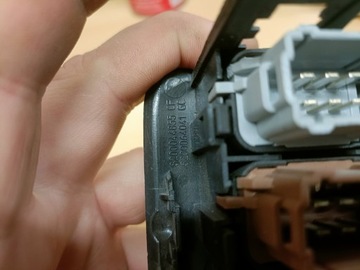 RENAULT VELSATIS PANEL PŘEPÍNAČE ESP 8200044855CF