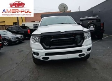  RAM 1500 Big Horn Crew Cab Short Bed 2021 5.7 Benzyna 395KM