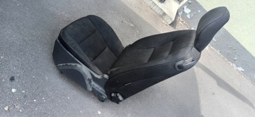 VOLVO C30 - SEDADLO PRAVÝ POHOVKA SEDAČKA KPL