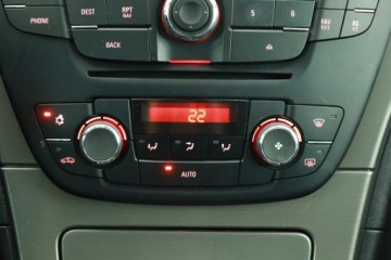 Opel Insignia I Sports Tourer 2.0 CDTI ECOTEC 110KM 2009 Opel Insignia 2.0 CDTI, Navi, Klima, Klimatronic, zdjęcie 9