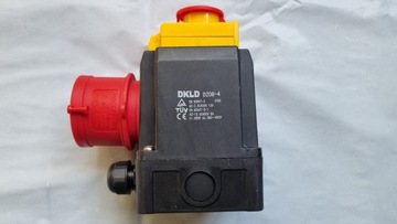 Wyłącznik elektromagnetyczny 400V DZ08-4 siłowy
