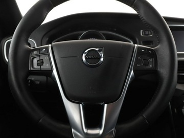 Volvo V60 I Kombi Facelifting 2.0 D3 DRIVE-E 150KM 2017 Volvo V40 Cross Country 2.0d Automat Cross Country, zdjęcie 20