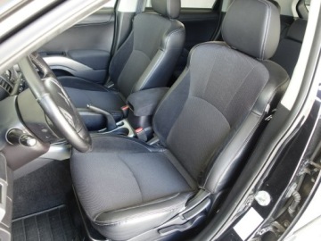 Mitsubishi Outlander II 2.4 MIVEC 170KM 2011 Mitsubishi Outlander 2.4 Ben.170KM/4X4/Pół, zdjęcie 13
