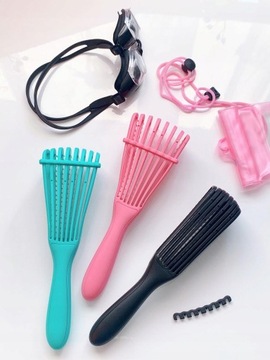 SZCZOTKA DO ROZCZESYWANIA WŁOSÓW KRĘCONYCH AFRO