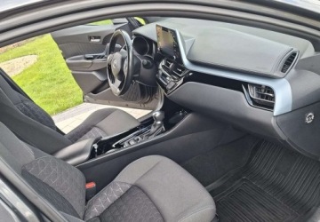 Toyota C-HR I Crossover Facelifting 2.0 Hybrid Dynamic Force 184KM 2021 Toyota C-HR Toyota C-HR 2.0 Hybryda 184KM, zdjęcie 17