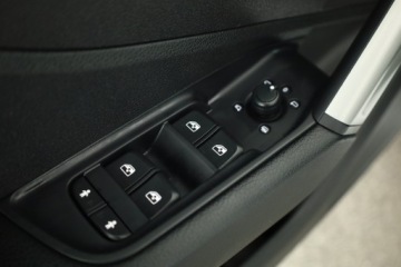 Audi Q2 SUV Facelifting 1.5 35 TFSI 150KM 2023 Audi Q2 35 TFSI, Salon Polska, 1. Właściciel, zdjęcie 16