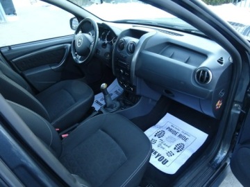 Dacia Duster I SUV Facelifting 1.6 SCe 114KM 2015 Dacia Duster 1.6 SCe 115KM,Salon Polska, zdjęcie 9