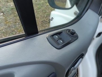 Renault Trafic II Kabina 2.0 dCi 115KM 2014 Renault Trafic 2.0 DCI 115KM 9 osobowy Klima Kamera, zdjęcie 19