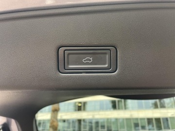 Omoda 5 1.6 T-GDI 147KM 2025 Omoda 5 Premium Phantom Gray z czerwonymi akcentam, zdjęcie 37