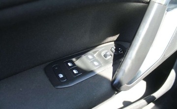 Peugeot 2015 Peugeot 308 1.6 Diesel 120KM, zdjęcie 19