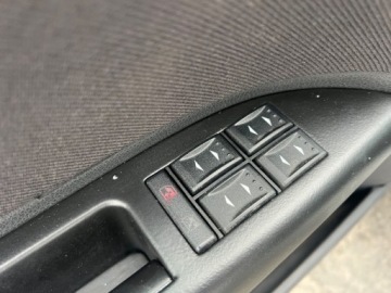 Ford Mondeo III Kombi 2.0 16V 145KM 2003 Ford Mondeo Gaz LPG Automat Klimatronik Nawigacja Podgrzewana Przednia Szy, zdjęcie 13