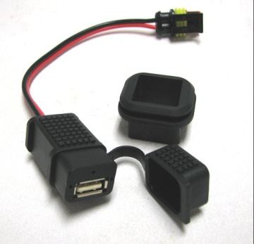 ZESTAW KOMPLET GNIAZDA USB PIAGGIO VESPA APRILIA MP3 500 TUONO 643277