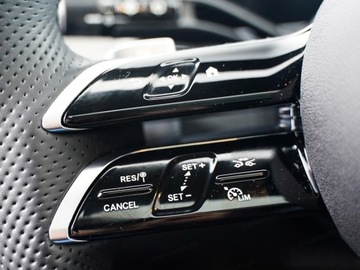 Mercedes GLC C254/X254 2025 GLC Coupe 300 e 4-Matic AMG Line 2.0 (360KM) 2025, zdjęcie 9