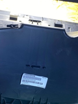 DODGE CHARGER 2018 TLUMIČ PŘIHRÁDKY NA RUKAVICE