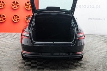 Skoda Superb III Liftback Facelifting 2.0 TSI 190KM 2021 SKODA Superb 2.0 TSI Style DSG Sedan 190KM 2021, zdjęcie 33