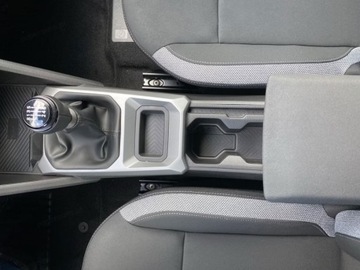 Dacia Bigster 1.2 TCe 140KM 2025 Od ręki - Journey LPG 1.2 mHEV 140KM / Pakiet Zimowy, Parking, zdjęcie 9