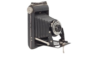 Kodak Folding 'Brownie' Six-20 (1937-1940) -Outsia