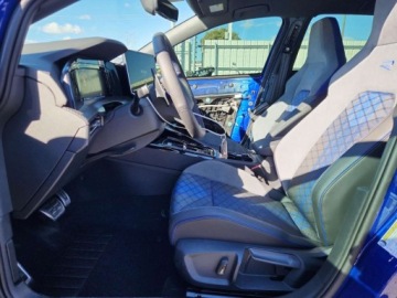 Volkswagen Golf VIII 2025 Volkswagen Golf R Black Edition 2025 2.0 Benzyna 315KM, zdjęcie 7