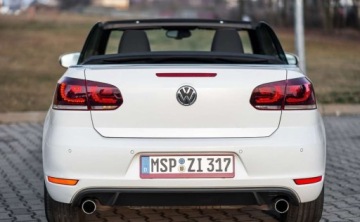 Volkswagen Golf VI Cabriolet 2.0 TSI GTI 210KM 2013 Volkswagen Golf Volkswagen Golf Cabrio GTI 2.0 Benzyna 210KM, zdjęcie 32