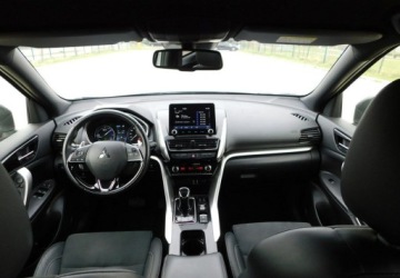 Mitsubishi Eclipse Cross SUV PHEV 2.4 188KM 2022 Mitsubishi Eclipse Cross 2,4 PHEV z Gwarancja Model 2023r 2.4 188KM, zdjęcie 5