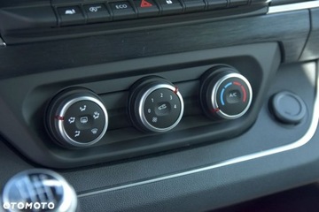 Renault Trafic III Combi 2.0 dCi  150KM 2025 Renault Trafic Renault Trafic Kombi 2.0 L2 Equilibre 2.0 Diesel 150KM, zdjęcie 13