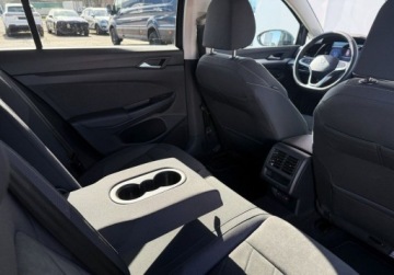 Volkswagen Golf VIII Hatchback 1.5 eTSI EVO mHEV 150KM 2024 Volkswagen Golf Variant 1.5 eTSI mHEV 150KM DSG Life Salon PL I-wszy wlasc, zdjęcie 26