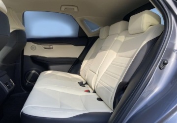 Lexus NX I SUV Facelifting 300h 197KM 2021 Lexus NX 300h F Impression AWD ASO Salon PL Lexus Leszno 2.5 Hybryda, zdjęcie 12