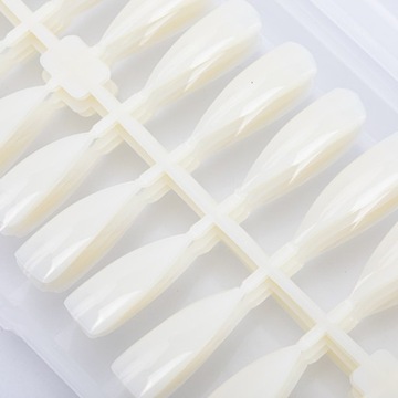 Tipsy do paznokci ballerina mleczne CLEAR 240szt