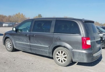 Chrysler Town &amp; Country V 3.6 V6 287KM 2015 Chrysler Town&amp;Country 2015, zdjęcie 6