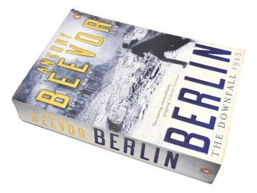 BERLIN THE DOWNFALL 1945 Beevor