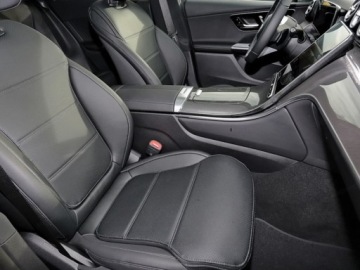 Mercedes GLC C254/X254 Coupe 2.0 200 204KM 2025 MERCEDES-BENZ GLC 200 4-Matic Avantgarde 2.0 (204KM) 2025, zdjęcie 3