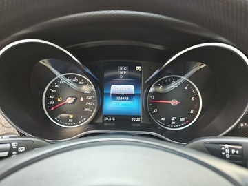 Mercedes Klasa V W447 Długi Facelifting 2.0 220d 163KM 2021 Mercedes-Benz V 220 d 9G-Tronic/163KM, zdjęcie 23