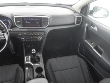 Kia Sportage IV SUV Facelifting 1.6 CRDI 115KM 2021 Kia Sportage 1.6 CRDi, Salon Polska, Serwis ASO, zdjęcie 7