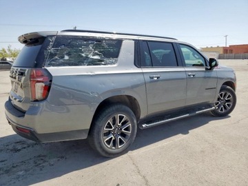 Chevrolet Suburban GMT900 2022 Chevrolet Suburban K1500 Z71 2022 5.3l 5.3 Benzyna 355KM, zdjęcie 3