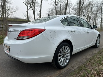 Opel Insignia I Sedan 2.0 CDTI ECOTEC 160KM 2009 Opel Insignia COSMO 2.0 CDTI 160 KM Navi Alu18'', zdjęcie 8