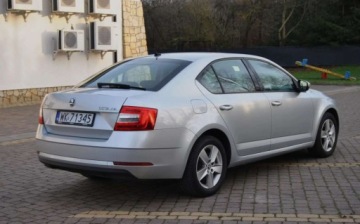 Skoda Octavia III Liftback Facelifting 1.6 TDI 115KM 2019 Skoda Octavia GWARANCJA, Salon PL, LIFT 2019r, 23 VAT, 1.6 TDI, Ladnie utr, zdjęcie 2