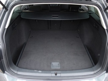 Volkswagen Golf VII Hatchback 3d Facelifting 1.6 TDI-CR DPF BMT 115KM 2019 VW Golf 1.6 TDI, Automat, Navi, Klima, Tempomat, zdjęcie 13