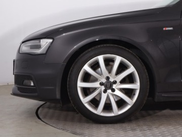 Audi A4 B8 Avant Facelifting 1.8 TFSI 170KM 2015 Audi A4 1.8 TFSI, Automat, Klima, Klimatronic, zdjęcie 13