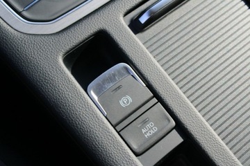 Volkswagen Passat B8 Limousine Facelifting 2.0 TDI SCR 150KM 2021 Volkswagen Passat ESSENCE LED F-vat, zdjęcie 25