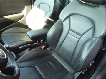 Audi A1 I Hatchback 3d 1.6 TDI 105KM 2011 Audi A1 3-drzwiowe 1.6 TDI, zdjęcie 11