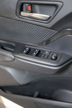 Toyota C-HR I Crossover 1.2L Turbo 116KM 2016 Toyota C-HR 1.2 T Premium 1.2 Benzyna 116KM, zdjęcie 11