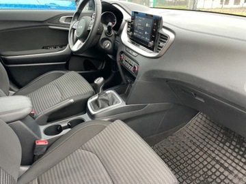 Kia Ceed III Hatchback 1.5 T-GDI 160KM 2021 Kia Ceed 1.5 160KM SALON POLSKA BEZWYPADKOWY 1.5 Benzyna 160KM, zdjęcie 19